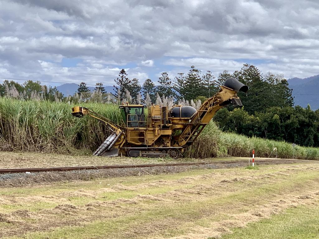 Sugar cane harvesting in the Pioneer Valley, Mackay. Picture: Rae Wilson