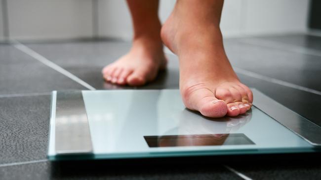 Dieting cannot help women lose lipedema weight.