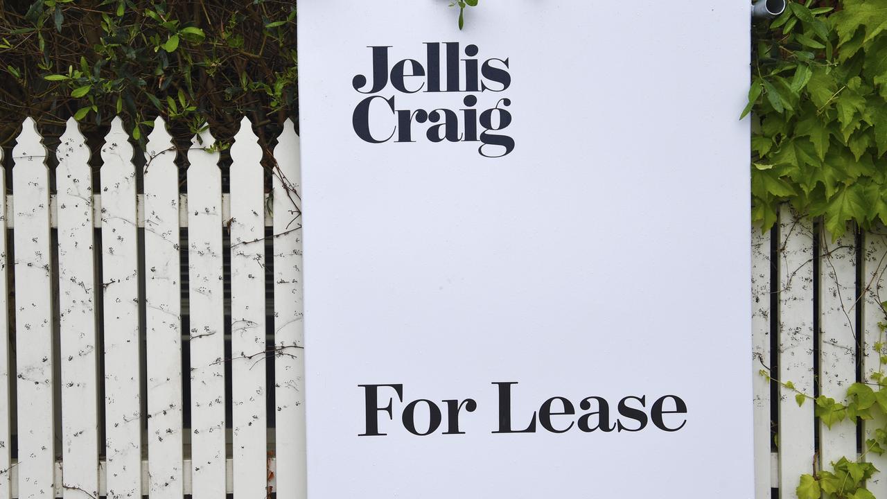 Melbourne’s median rent jumped 2.7 per cent in the March quarter, the city’s first increase in six months. Picture: NewsWire / Andrew Henshaw