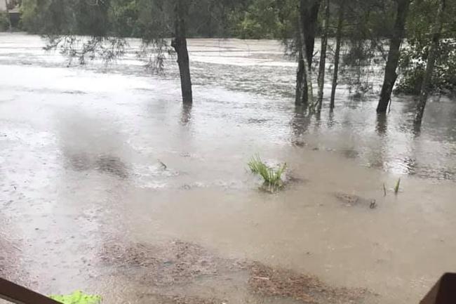 Flooding at Helensvale. Picture: Lisa Crowe