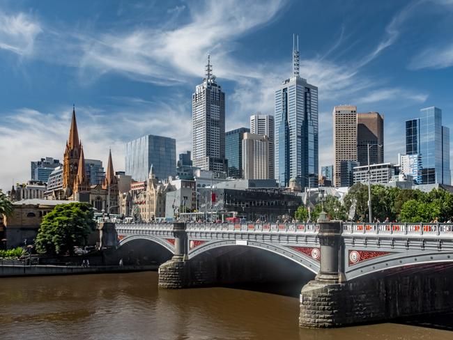 Yarra River and the city skyline of Melbourne, Victoria, Australia.