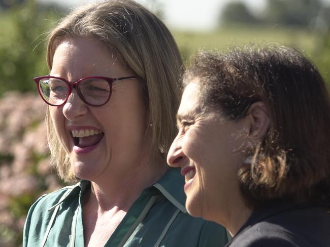 MELBOURNE,AUSTRALIA-NewsWire Photos 11 JULY, 2024: Premier Jacinta Allan and Minister for Energy and Resources Lily DÃAmbrosio make an announcement regarding solar energy uptake in western suburbs . Picture: NCA NewsWire / Valeriu Campan