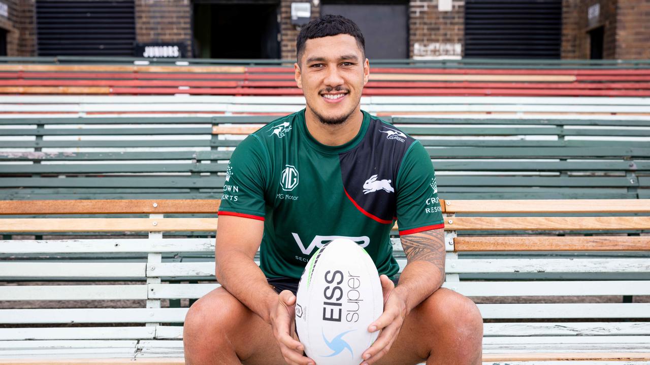 Jai Opetaia joins South Sydney Rabbitohs for their early morning training session to test his fitness with the boys.