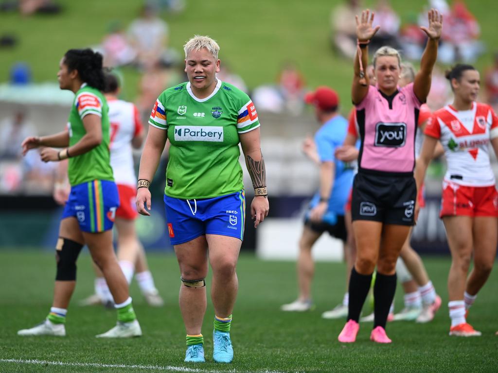 Kerehitina Matua is sent to the sin bin. Picture: NRL Photos