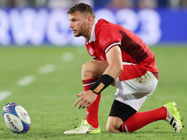 Wales fly half Dan Biggar prepares to take a penalty kick against Fiji at Nouveau Stade de Bordeaux. Picture: Jan Kruger/Getty Images