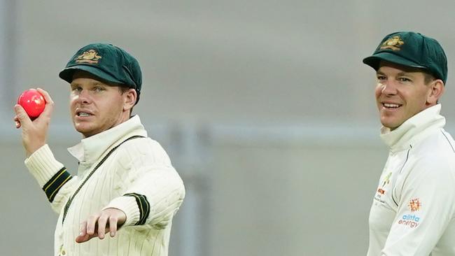 Steven Smith and Tim Paine of Australia look on during day 4 of the second Test Match between Australia and Pakistan at the Adelaide Oval in Adelaide, Monday, December 2, 2019. (AAP Image/Scott Barbour) NO ARCHIVING, EDITORIAL USE ONLY, IMAGES TO BE USED FOR NEWS REPORTING PURPOSES ONLY, NO COMMERCIAL USE WHATSOEVER, NO USE IN BOOKS WITHOUT PRIOR WRITTEN CONSENT FROM AAP