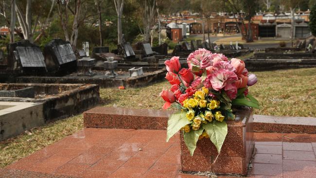 GENERIC Frenchs Forest Cemetery.Frenchs Forest, NSW, Australia, 3 October 2017. (AAP Image/Annika Enderborg)