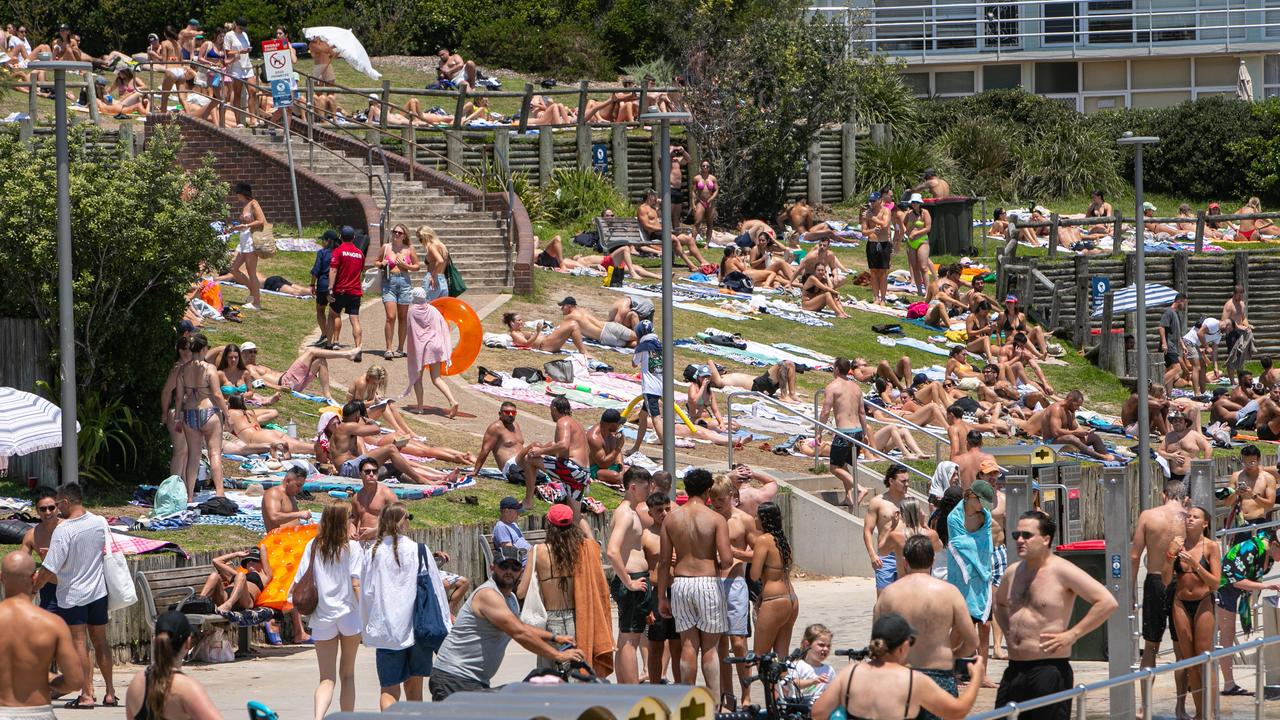 The temperature in Sydney was 38C on Thursday. Picture: Julian Andrews