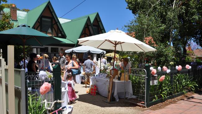 The Wattle Street Market in action.