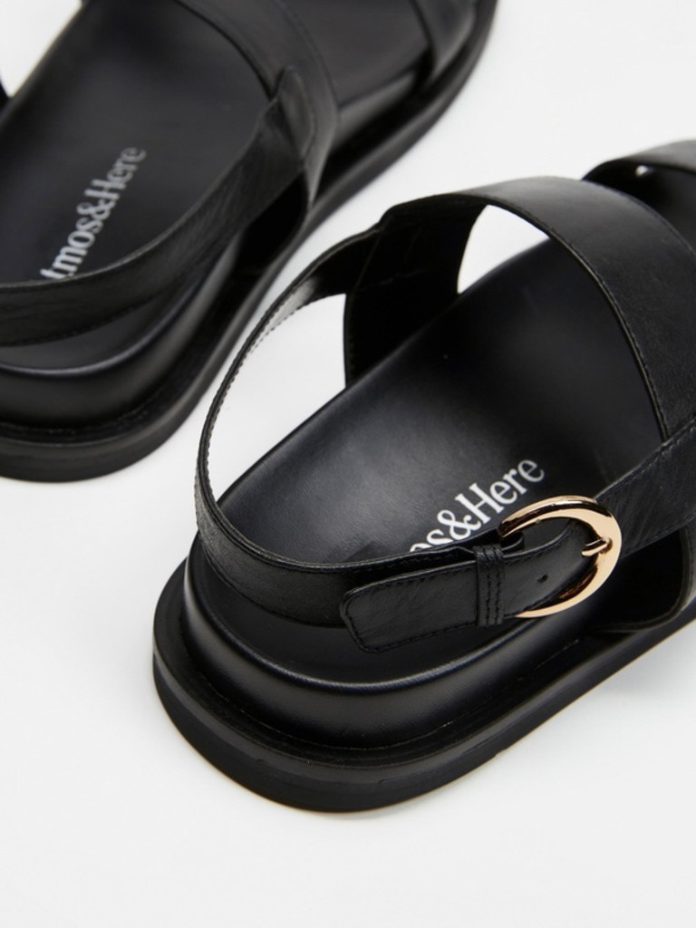 Atmos&amp;Here Farah Sandals.