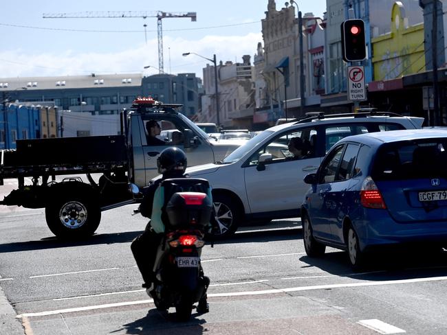 SYDNEY, AUSTRALIA - NewsWire Photos November 16, 2021: Commuter traffic returns along Parramatta road in Sydney.   Picture: NCA NewsWire / Jeremy Piper