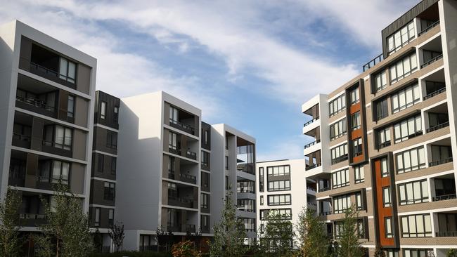 Newly constructed apartments stand in the suburb of Putney Hill in Sydney, Australia, on Sunday, Jan. 8, 2017. Australian house values increased at the fastest pace in seven years in 2016, as record-low interest rates helped fuel demand for property despite warnings such price increases may be unsustainable. Photographer: Brendon Thorne/Bloomberg via Getty Images