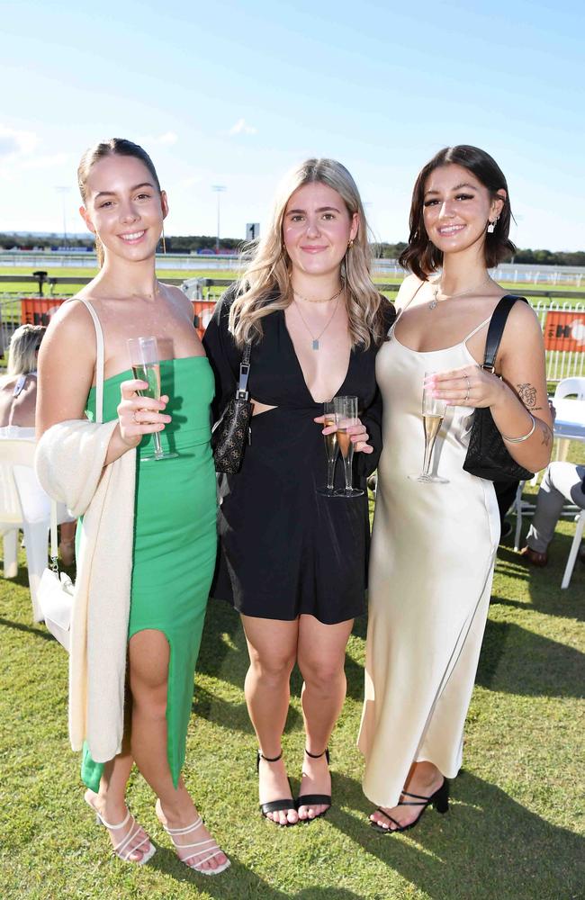 Annie Bartlett, Chloe McKenzie and Jaida Brady at Ladies Oaks Day, Caloundra. Picture: Patrick Woods.