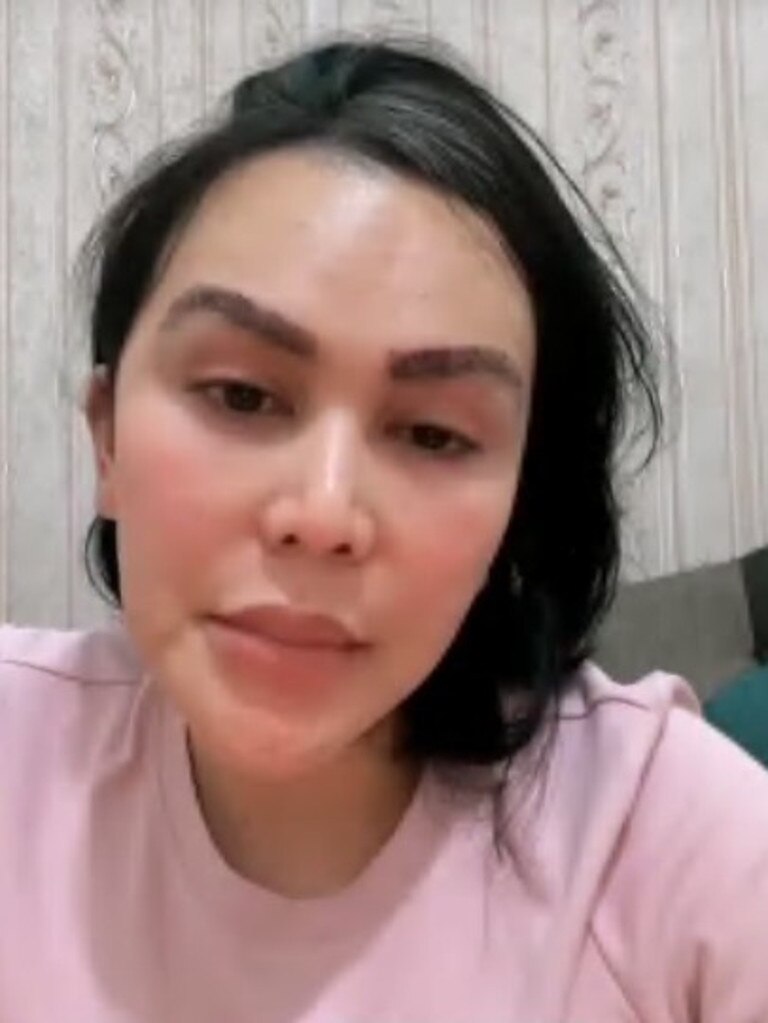 The influencer found herself in hot water when she took to a TikTok live stream earlier in October. Picture: Tiktok/@ratuentokglowskincare