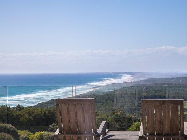 cape.jpg Linx, one of Cape Schanck’s most prestigious properties