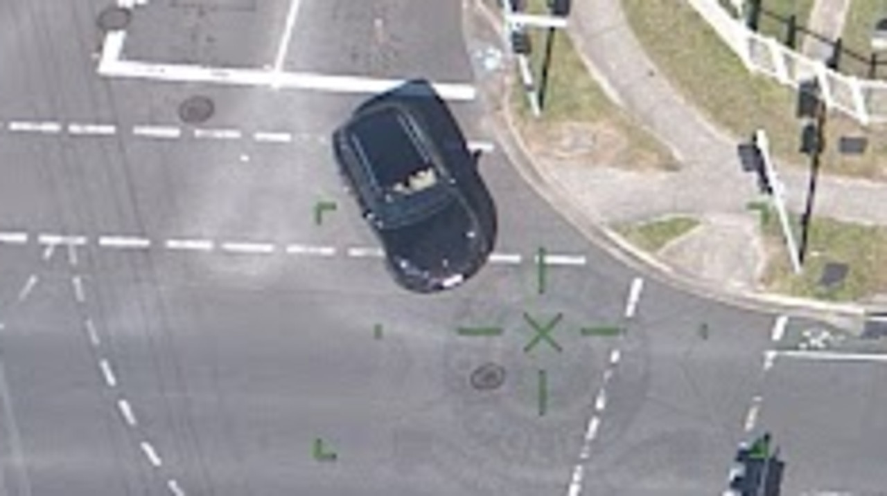 Watch Stolen Car Chase Through Brisbane The Courier Mail 8759