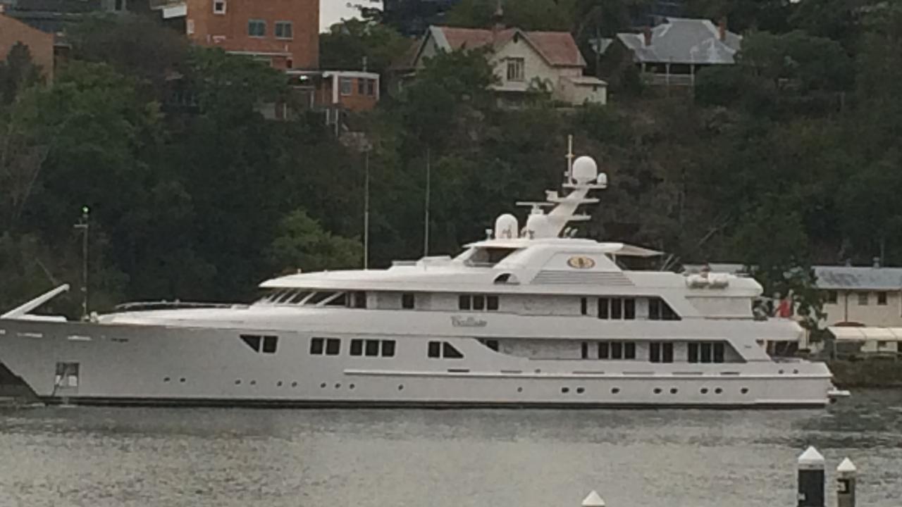 who owns callisto yacht