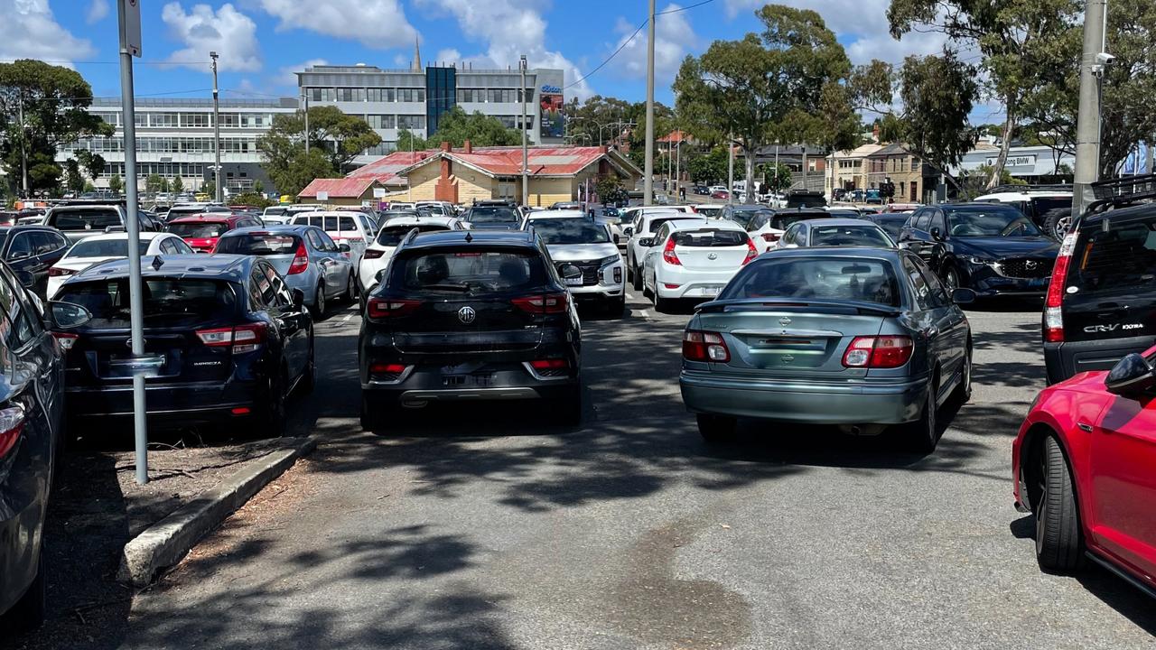 State gov has no plans for Geelong station parking relief despite record commuters The Advertiser
