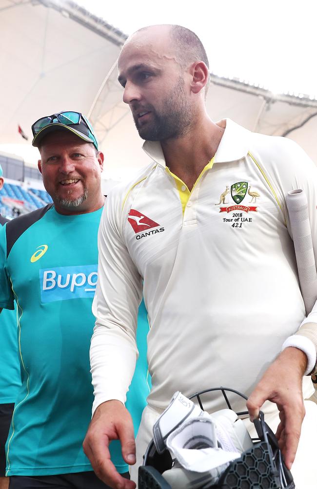 Nathan Lyon stuck solid with Tim Paine to help grab the draw.