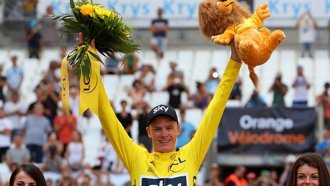 MARSEILLE, FRANCE - JULY 22:  Chris Froome of Great Britain and Team Sky celebrates in the yellow jersey following stage twenty of Le Tour de France 2017 on July 22, 2017 in Marseille, France.  (Photo by Chris Graythen/Getty Images)