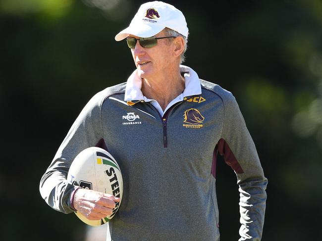 Coach Wayne Bennett during a Brisbane Broncos training session in Brisbane, Tuesday, August 8, 2017. (AAP Image/Dave Hunt) NO ARCHIVING