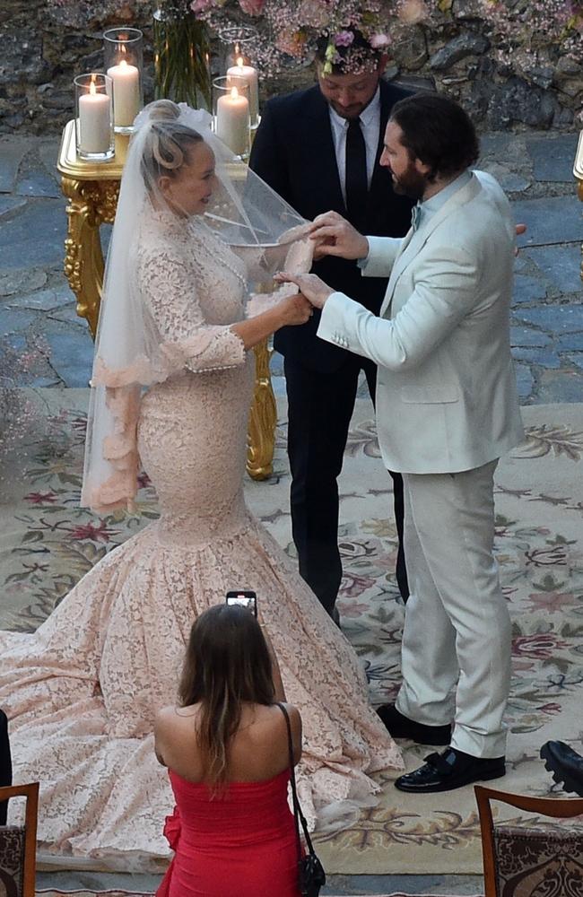 Sia s wedding to Dan Bernard in Portofino Photos news .au