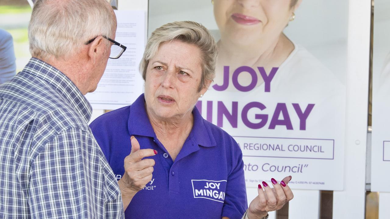 Joy Mingay chats to Ray and Madeline Taylor. Pre polling at the Goods Shed in Toowoomba. Friday, 20th Mar, 2020.