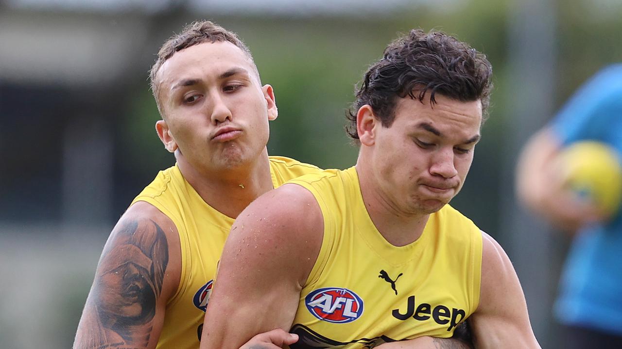 Richmond training at Metricon Stadium.