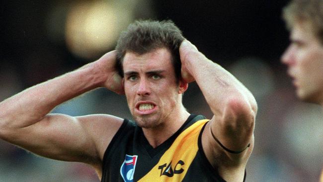 Richmod v Essendon. Matthew Richardson is anguished by the Tiger's loss. p/. 1 May 1999. /football