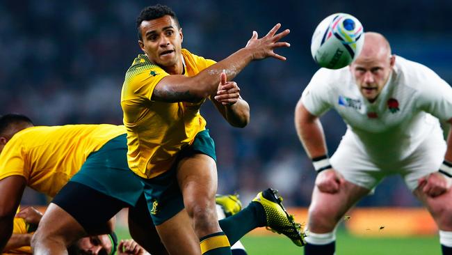 LONDON, ENGLAND - OCTOBER 03: Will Genia of Australia dispatches the ball during the 2015 Rugby World Cup Pool A match between England and Australia at Twickenham Stadium on October 3, 2015 in London, United Kingdom. (Photo by Shaun Botterill/Getty Images)