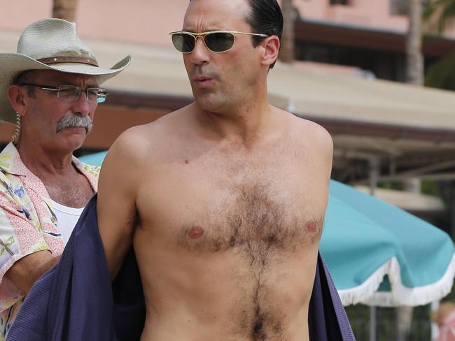 Jon Hamm and Jessica Pare shoot an episode of the hit show "Mad Men" in their roles as Don Draper and his wife Megan Draper on the beach in Hawaii.Pictured: Jon HammRef: SPL450902  241012  Picture by: Splash NewsSplash News and PicturesLos Angeles: 310-821-2666New York: 212-619-2666London: 870-934-2666photodesk@splashnews.com