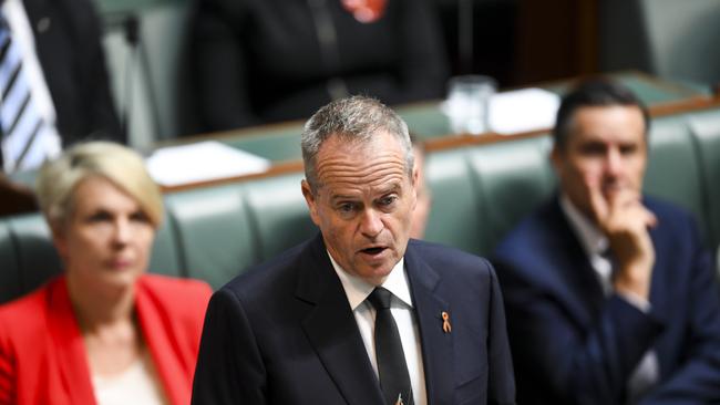 Australian Opposition Leader Bill Shorten delivers his response to the Closing the Gap report in the House of Representatives at Parliament House in Canberra, Thursday, February 14,  2019. (AAP Image/Lukas Coch) NO ARCHIVING