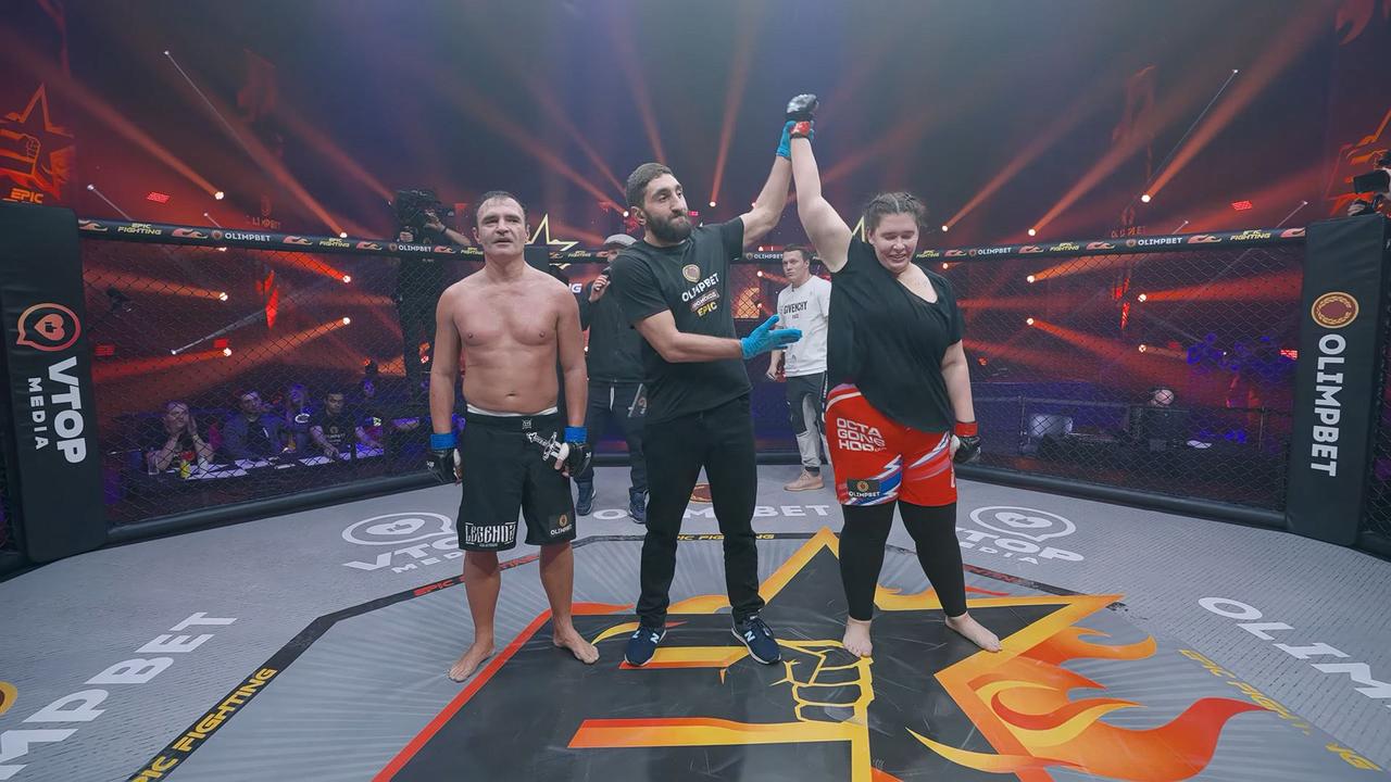 Mixed Gender Mma Fight Is Mayhem Sasha Mamaha Vs Alexander Pistoletov