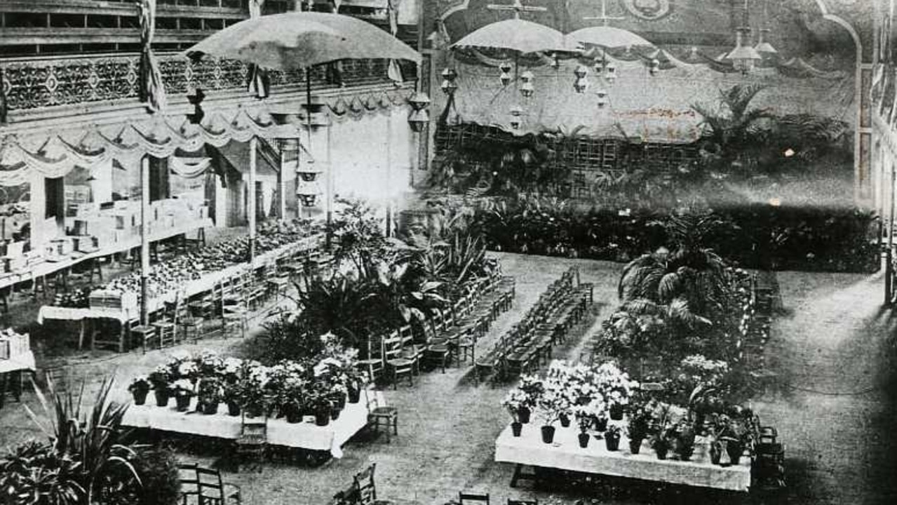 Royal Adelaide Show, 1900. Display of fruit and vegetables in the Jubilee Exhibition building.