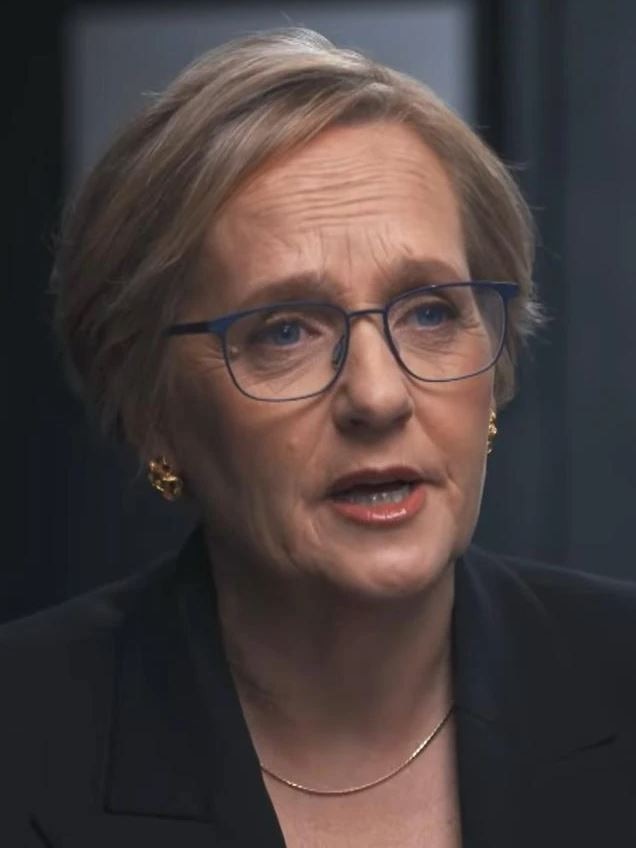 ABC 7.30 host Sarah Ferguson grilled the NSW Police Commissioner about the storage of police guns. Picture: ABC