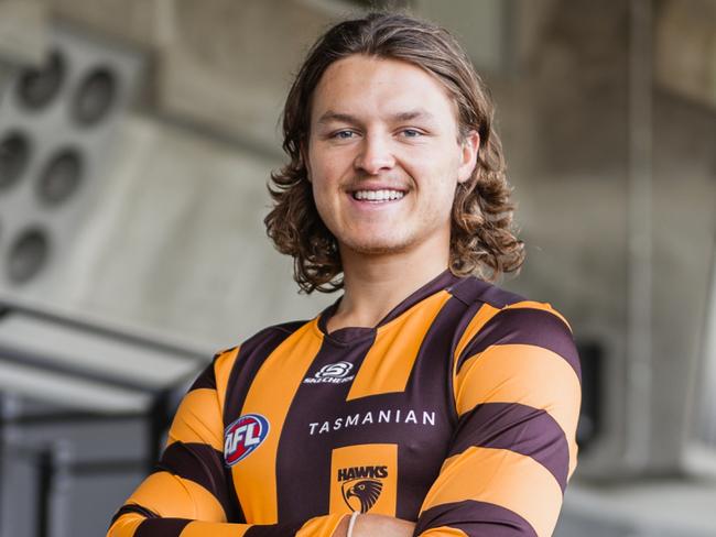 Jack Ginnivan in a Hawthorn jumper fir the first time.