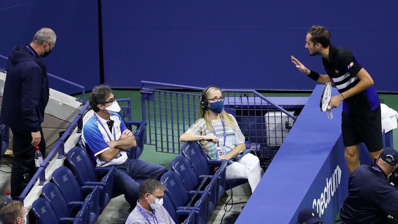 Daniil Medvedev responds to fans booing him after Vienna Open victory over  Dominic Thiem, Tennis, Sport