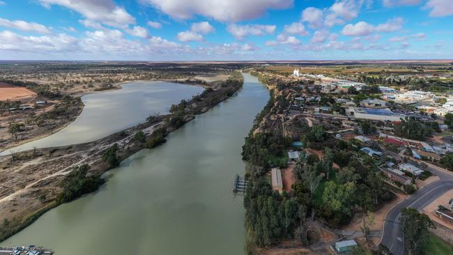 Riverland growers are planning for a future with a warmer climate and less water security. Picture: Simon Cross