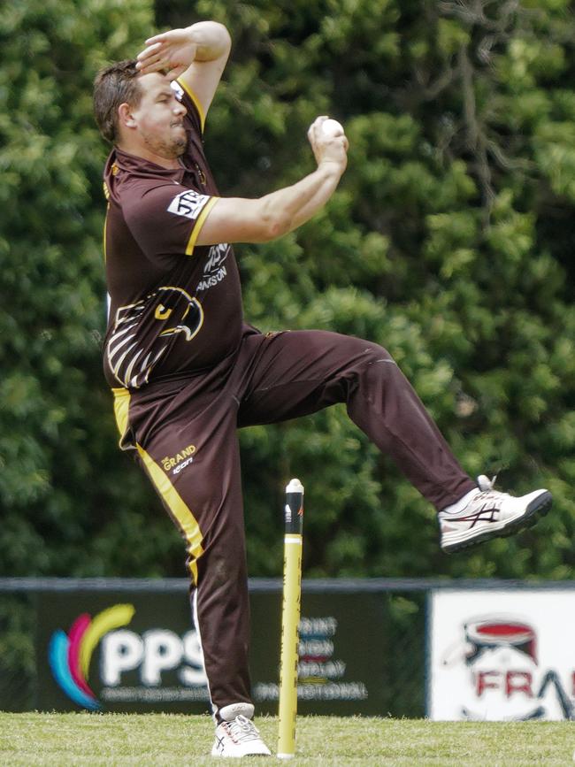 Heatherhill bowler Brett Maxwell. Picture: Valeriu Campan