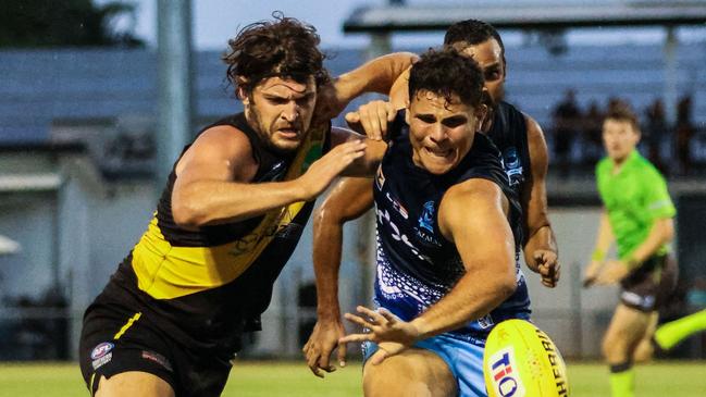 The Nightcliff Tigers and Darwin Buffaloes will go head to head in the 2022-23 NTFL elimination final. Picture: Celina Whan / AFLNT Media