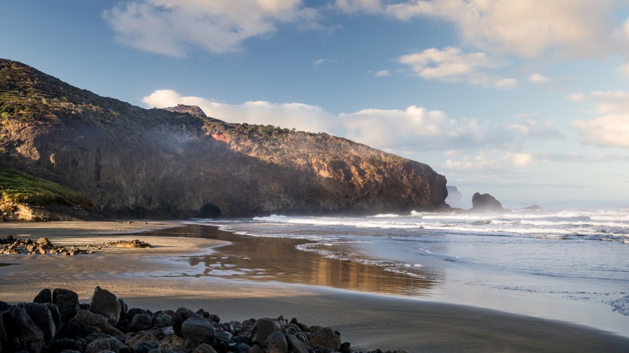 Bethell's Beach.