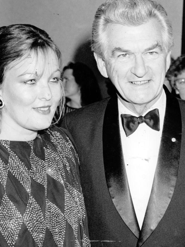 Bob Hawke and his daughter Rosslyn Dillon in 1985.