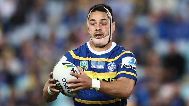 SYDNEY, AUSTRALIA - AUGUST 11: Jarryd Hayne of the Eels in action during the round 22 NRL match between the Parramatta Eels and the St George Illawarra Dragons at ANZ Stadium on August 11, 2018 in Sydney, Australia. (Photo by Mark Metcalfe/Getty Images)