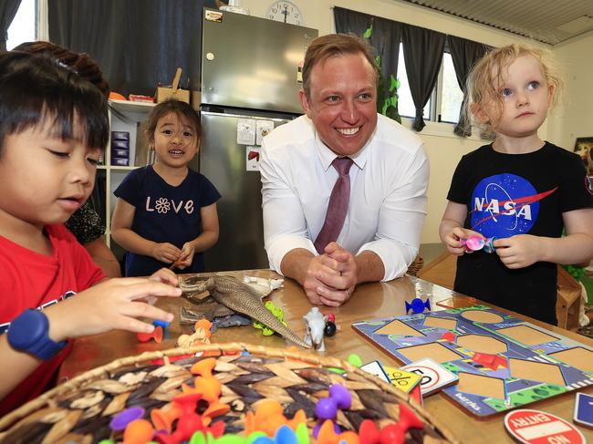 Premier Steven Miles visits the kids at the C&K Glenmore Community Kindergarten in Rockhampton. Pics Adam Head