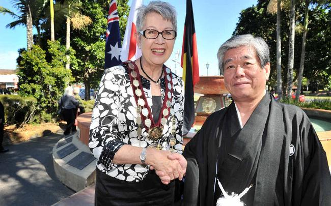 Mayors Jenny Dowell and Masakatsu Yoshida at the ceremony. Picture: Mireille Merlet-Shaw