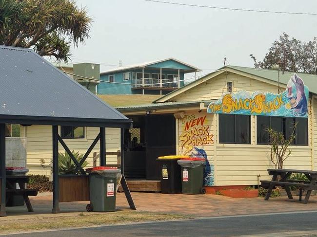 The Brooms Head Snak Shak has been forced to temporarily close after Police discovered their staff weren’t vaccinated.