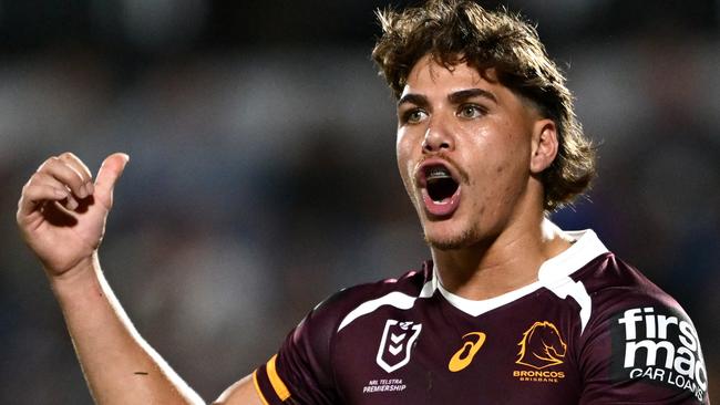 Early Mail: Broncos hit panic button on Walsh