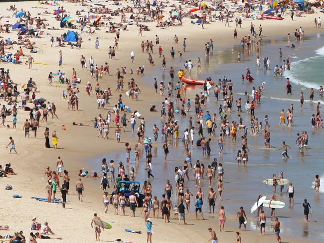 Hot Summer's day at Sydney's Bondi Beach. Surf Rescue, Surf Life Saving Australia. Generic, surf, beach.