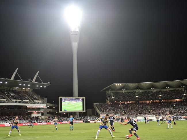 Melbourne Victory battled Newcastle Jets at Simonds Stadium in Geelong.