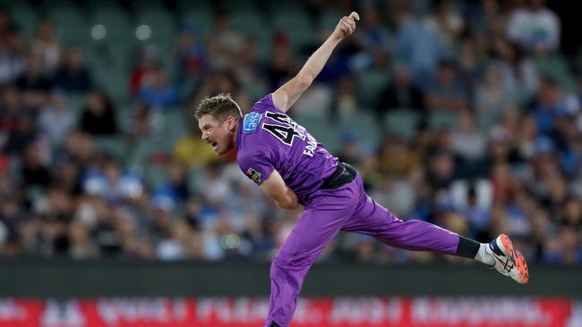 James Faulkner bowls during the Big Bash League match between the Adelaide Strikers and the Hobart Hurricanes at the Adelaide Oval on January 26, 2020 in Adelaide, Australia. (Photo by James Elsby/Getty Images)